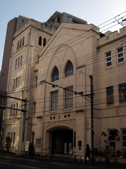 030　本郷中央教会.jpg