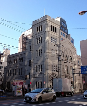 100　本郷中央教会.jpg
